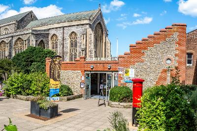 Outside of Cromer Museum with church in the background